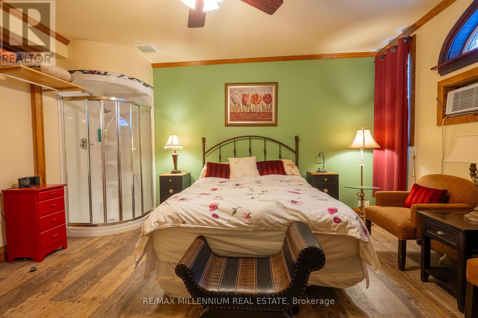 830 Muskoka Road S, Gravenhurst, Ontario  P1P 1K3 - Photo 8 - X12734918