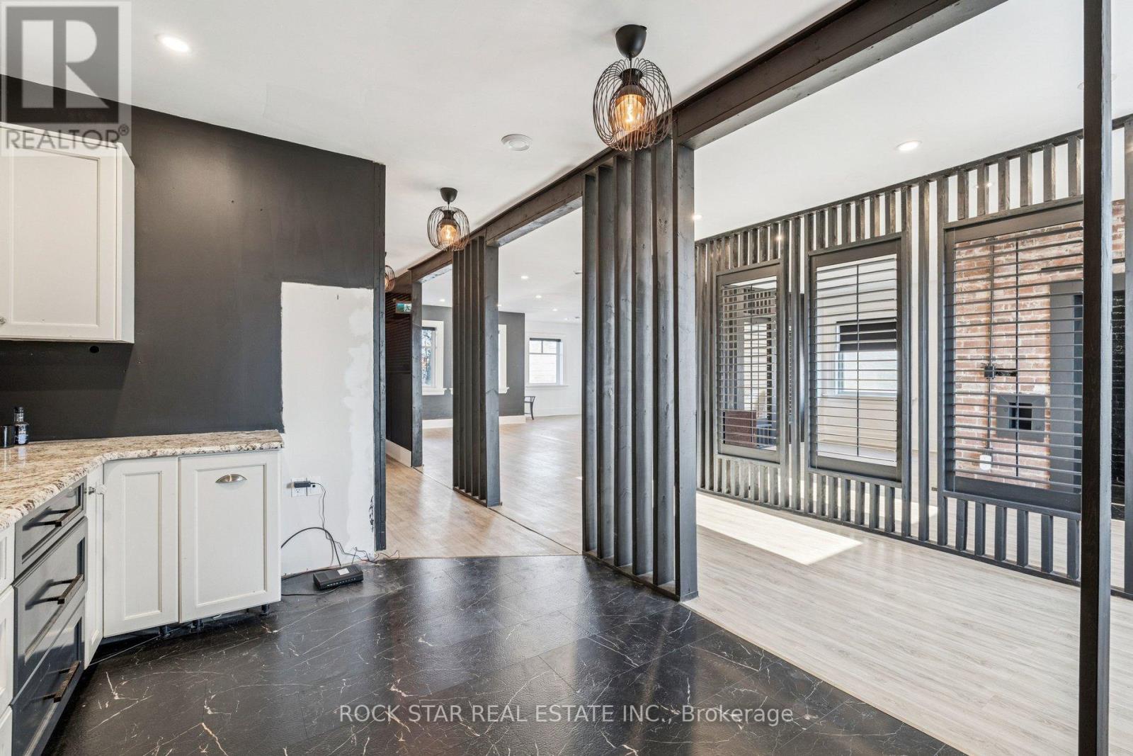 194-196 St. Paul Street, St. Catharines, Ontario  L2R 3M2 - Photo 16 - X12735018