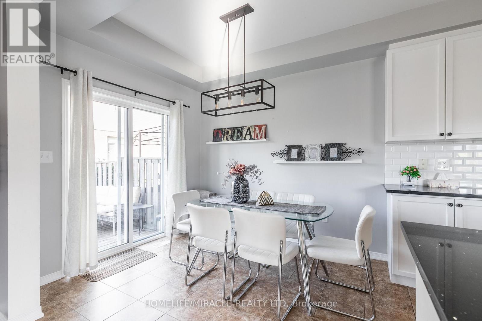 51 Palacebeach Trail, Hamilton, Ontario  L8E 0B9 - Photo 16 - X12735026