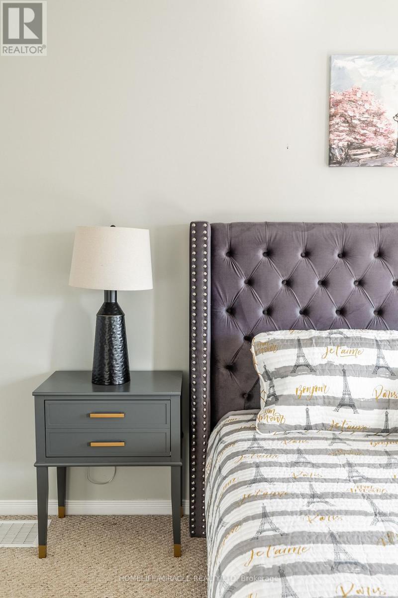 51 Palacebeach Trail, Hamilton, Ontario  L8E 0B9 - Photo 29 - X12735026