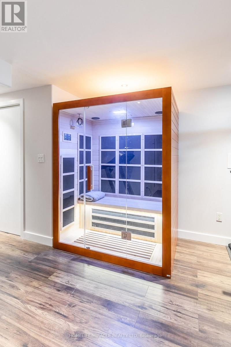 51 Palacebeach Trail, Hamilton, Ontario  L8E 0B9 - Photo 39 - X12735026