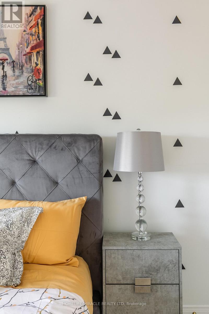 51 Palacebeach Trail, Hamilton, Ontario  L8E 0B9 - Photo 40 - X12735026