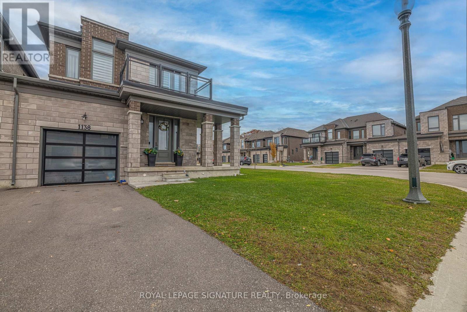 1138 Edinburgh Drive, Woodstock, Ontario  N4T 0M3 - Photo 2 - X12735114