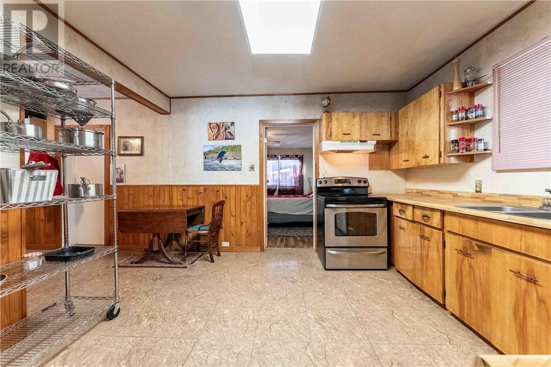 29 Kelly Street, Capreol, Ontario  P0M 1H0 - Photo 7 - 2126164