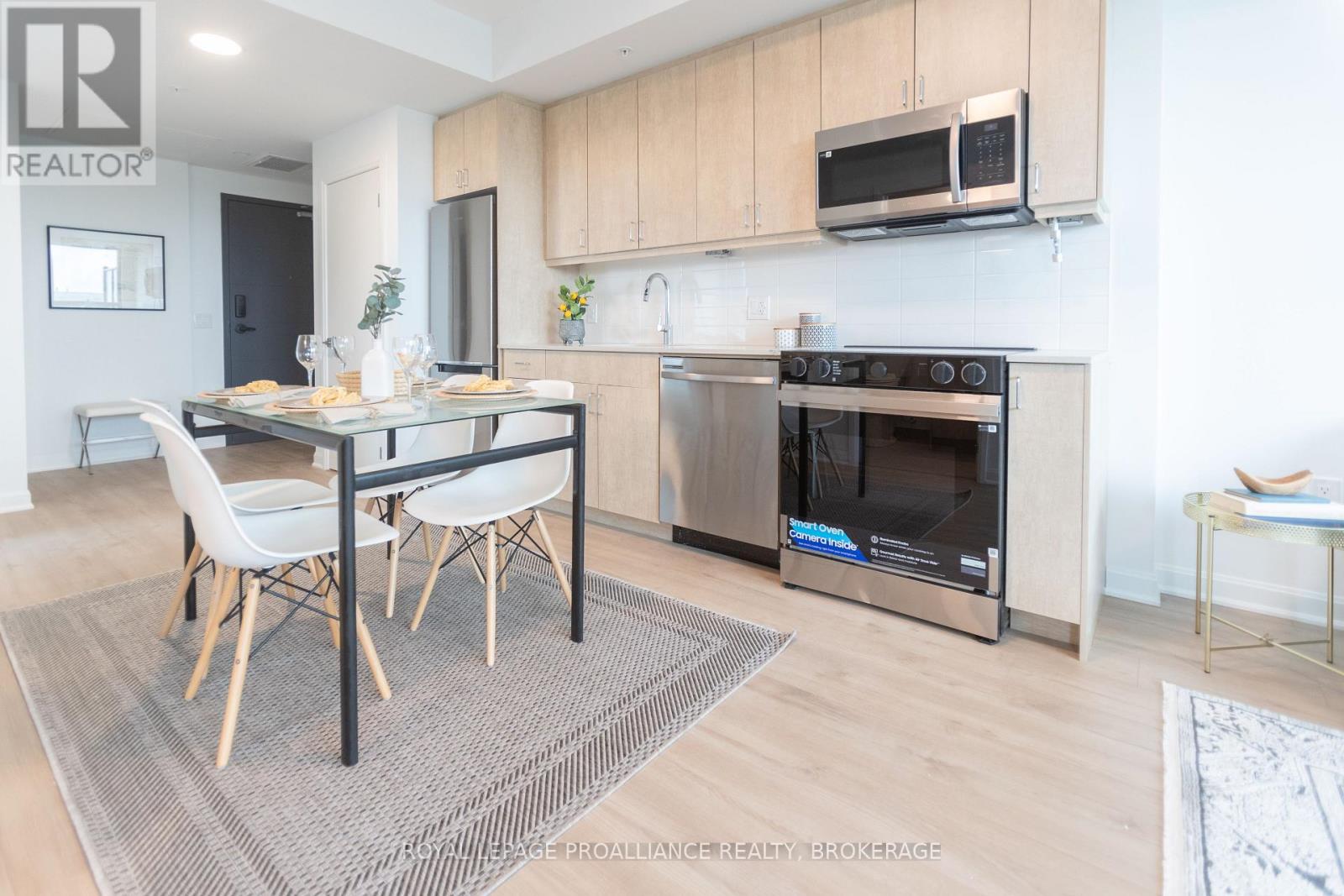 615 - 223 Princess Street, Kingston, Ontario  K7L 1B3 - Photo 4 - X12732144