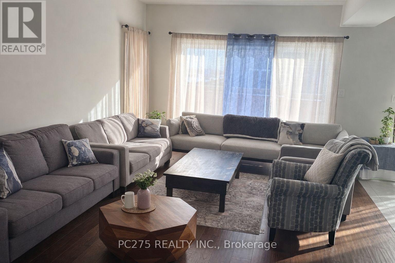 Upper - 2949 Biddulph Street, London South, Ontario  N6L 0A8 - Photo 8 - X12734408