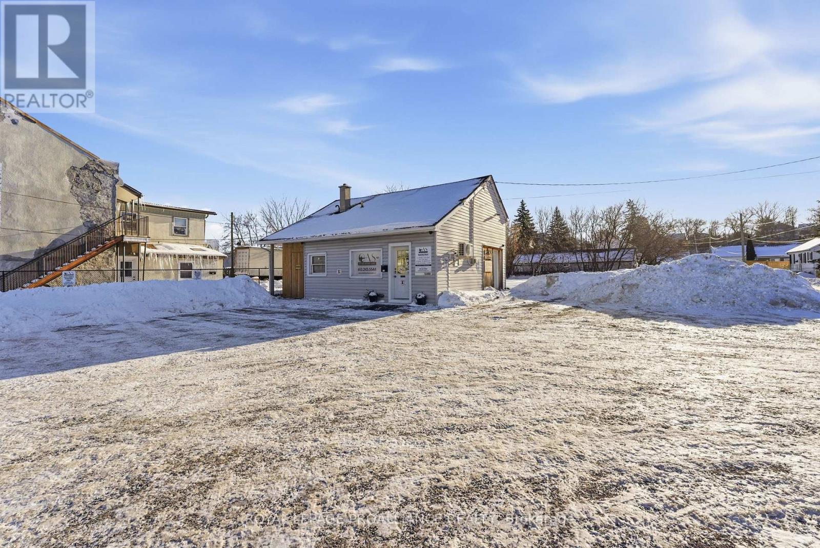 93 Station Street, Belleville, Ontario  K8N 2S8 - Photo 4 - X12735164