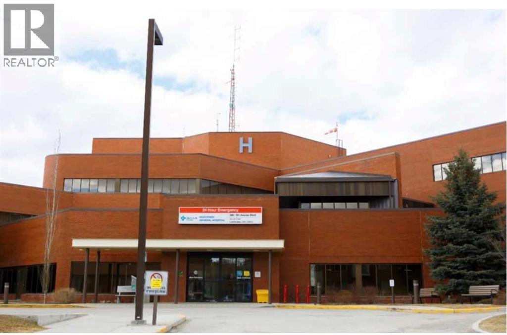 808 5 Avenue Sw, High River, Alberta  T1V 1B9 - Photo 40 - A2274687