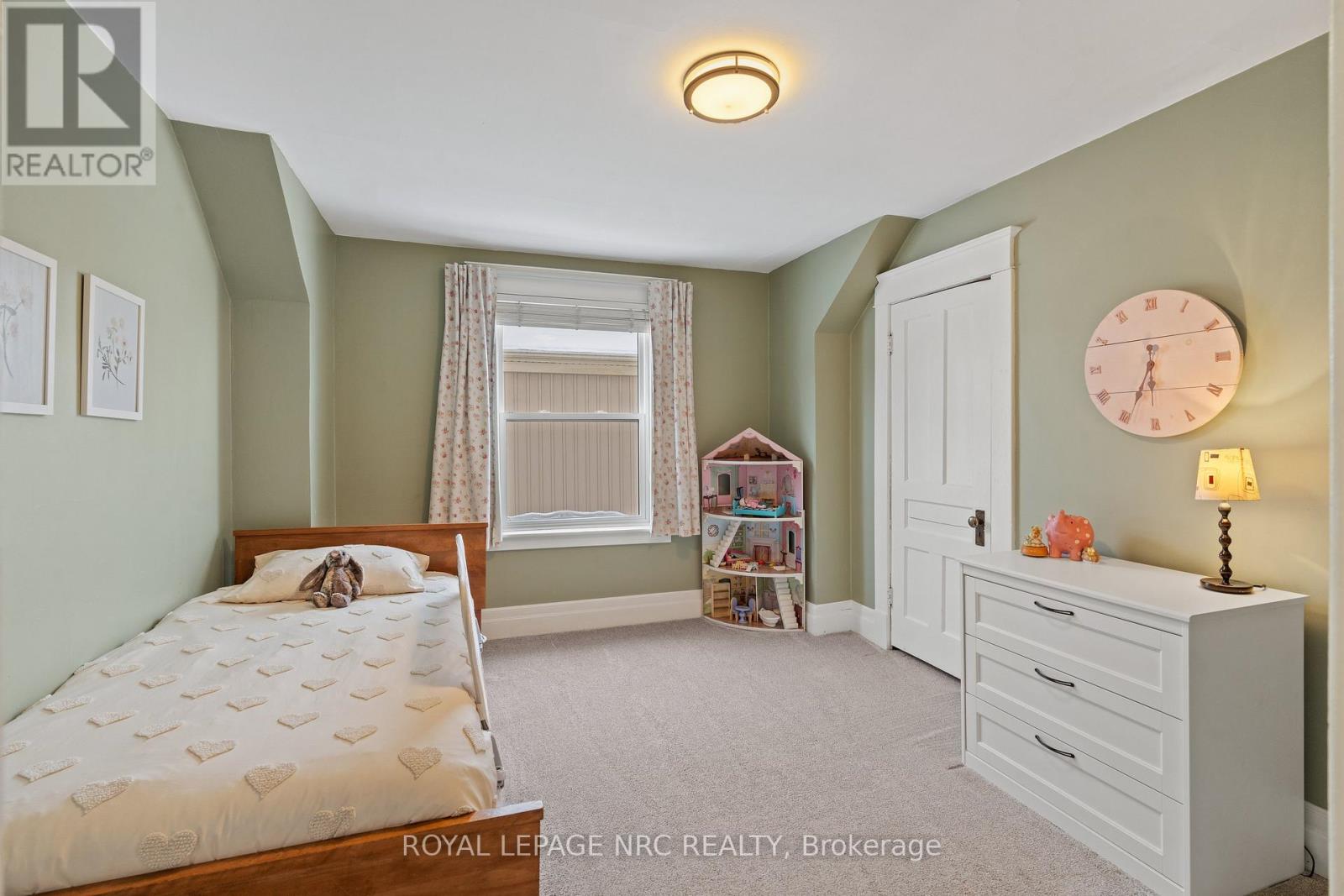 76 Henry Street, St. Catharines, Ontario  L2R 5V2 - Photo 24 - X12735258