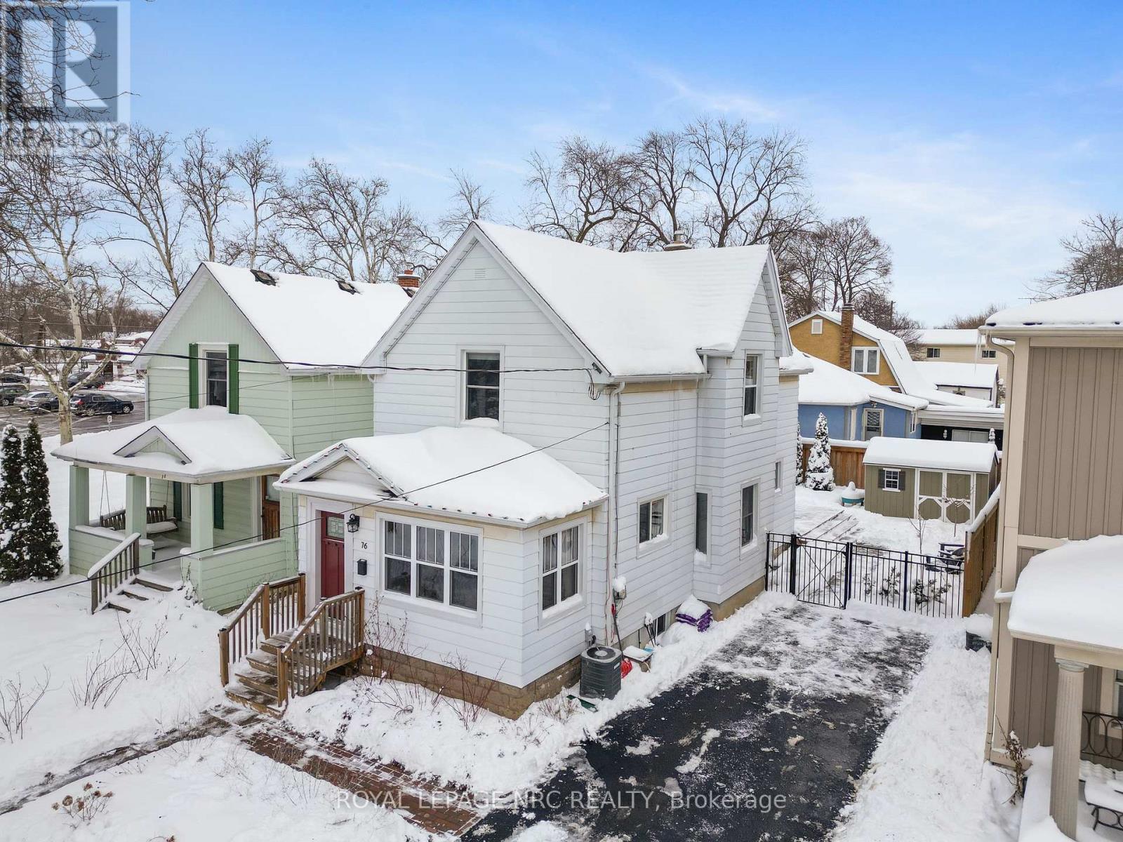 76 Henry Street, St. Catharines, Ontario  L2R 5V2 - Photo 3 - X12735258