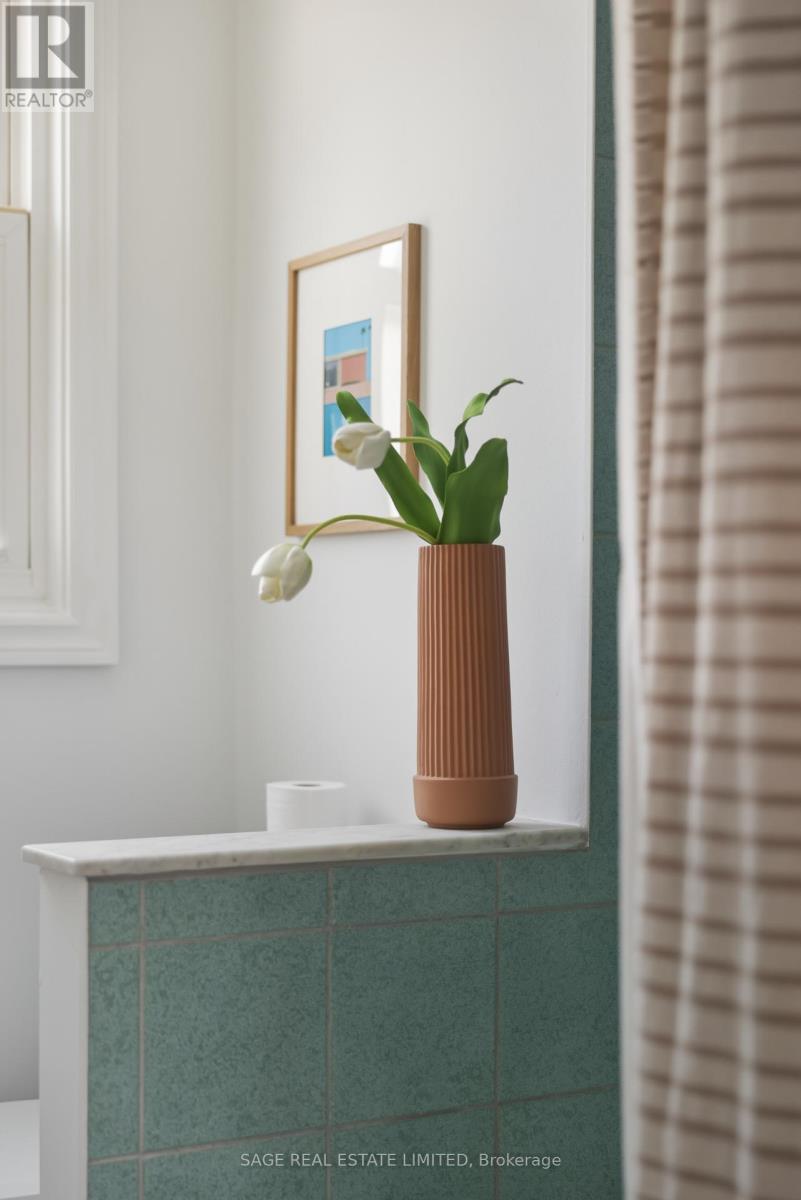 193 Gainsborough Road, Toronto, Ontario  M4L 3C5 - Photo 43 - E12731608