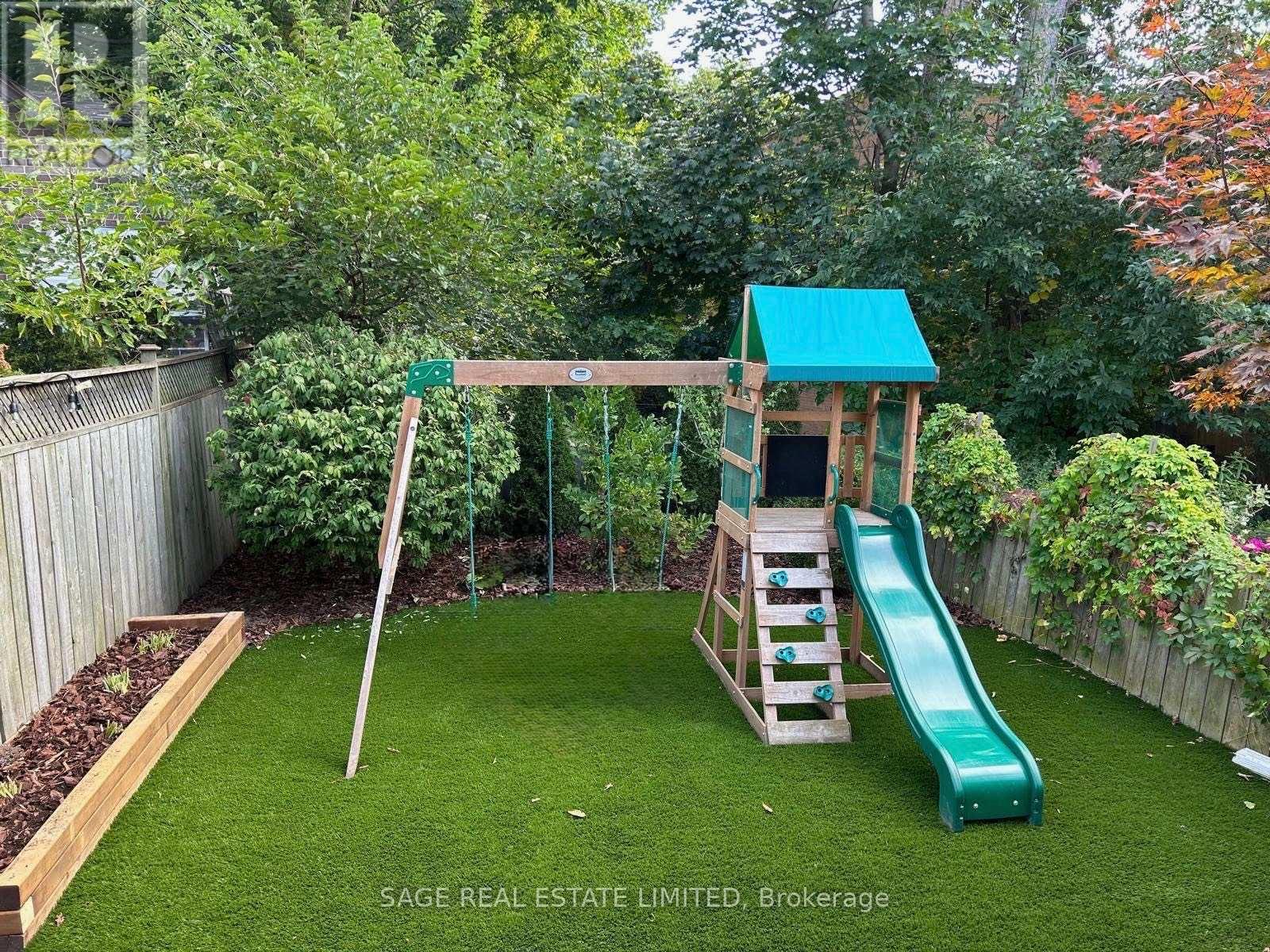 193 Gainsborough Road, Toronto, Ontario  M4L 3C5 - Photo 30 - E12731608