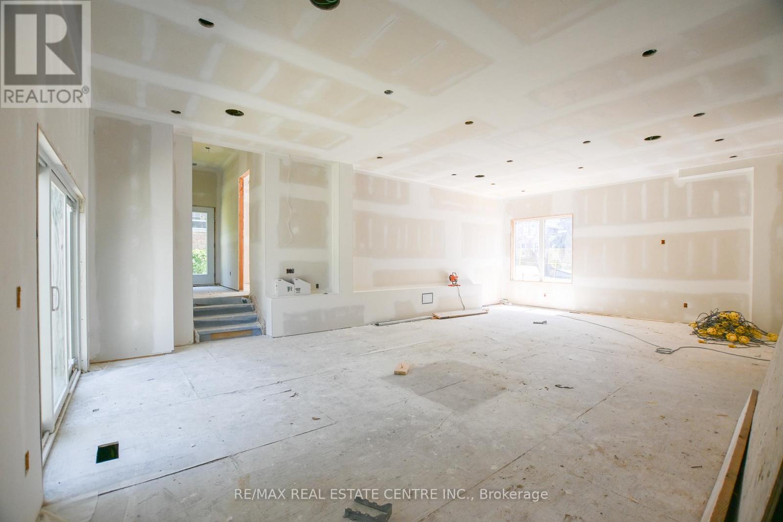 1778 Central Street, Pickering, Ontario  L1Y 1B4 - Photo 8 - E12430550