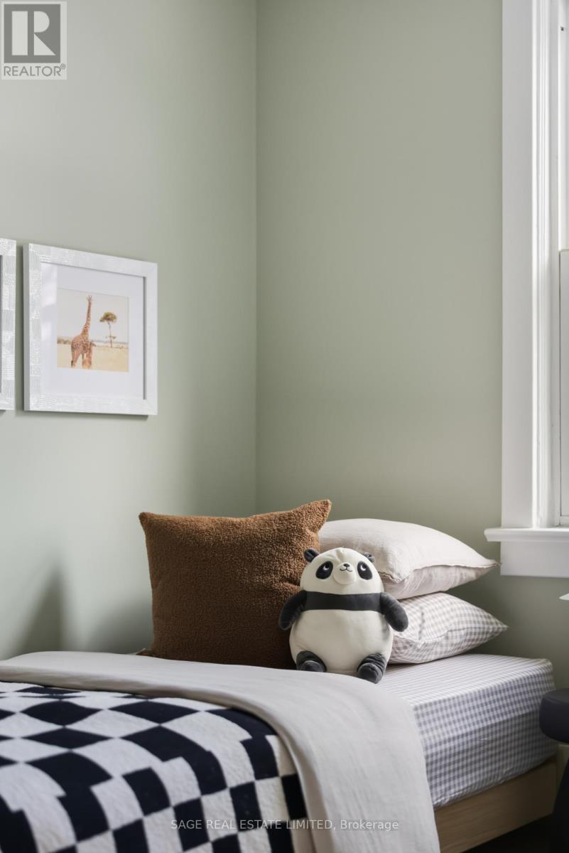 193 Gainsborough Road, Toronto, Ontario  M4L 3C5 - Photo 42 - E12731608