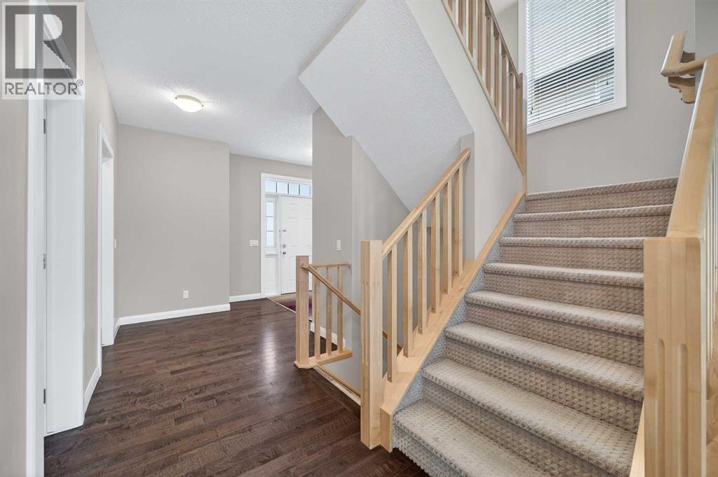 93 Silverado Bank Circle Sw, Calgary, Alberta  T2X 0L1 - Photo 5 - A2281494