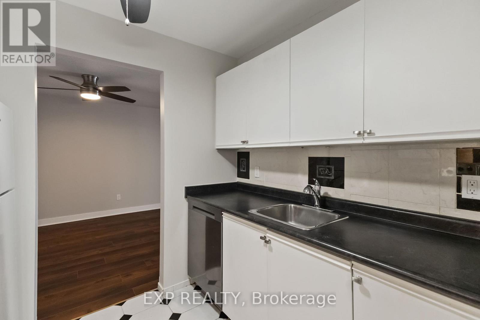 111 - 725 Deveron Crescent N, London South, Ontario  N5Z 4X3 - Photo 14 - X12640468