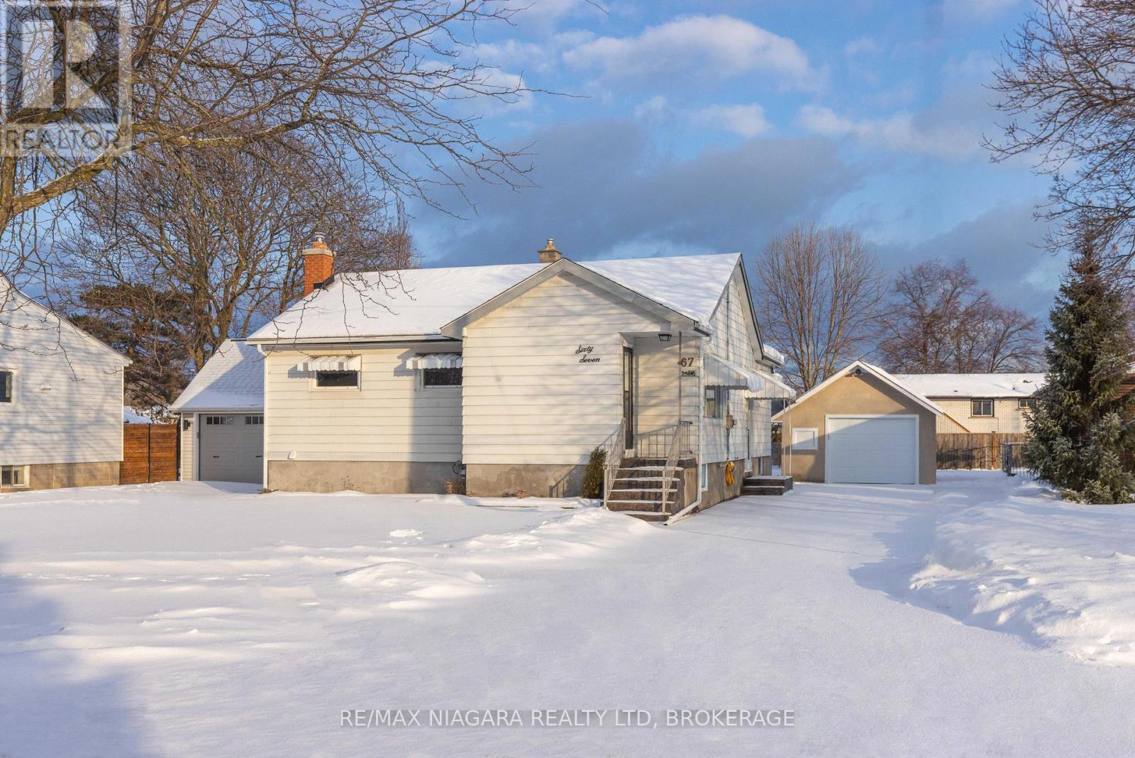 67 Glen Park Road, St. Catharines, Ontario  L2N 3E5 - Photo 1 - X12730134