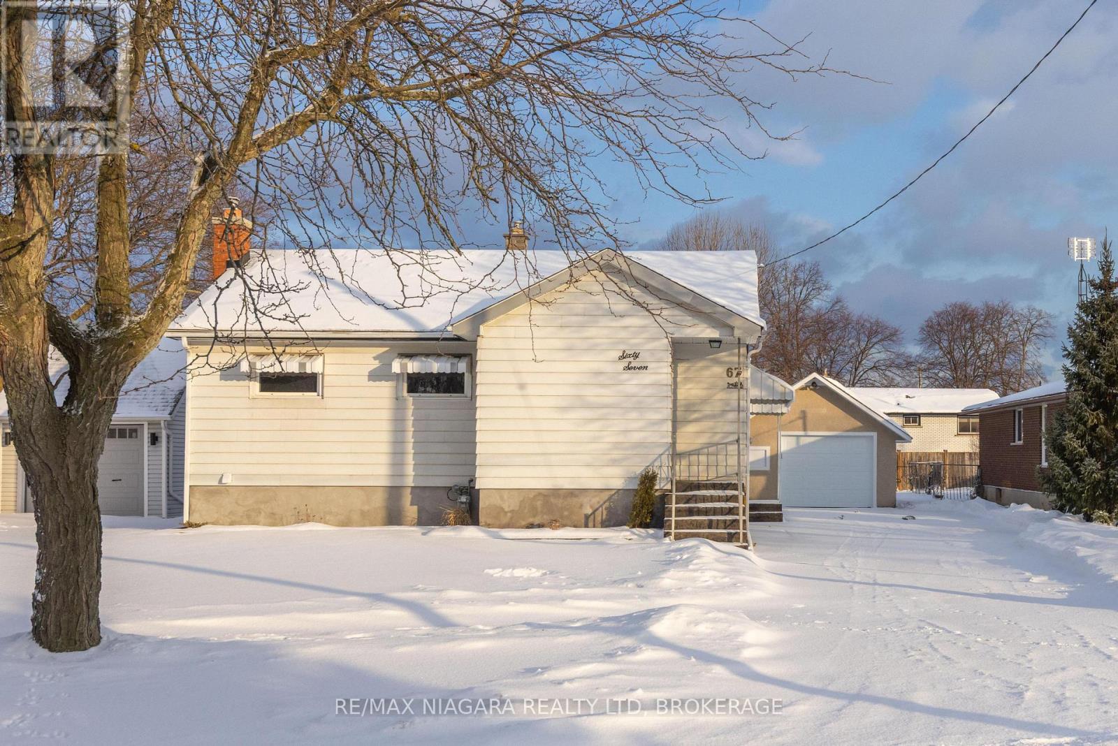 67 Glen Park Road, St. Catharines, Ontario  L2N 3E5 - Photo 2 - X12730134