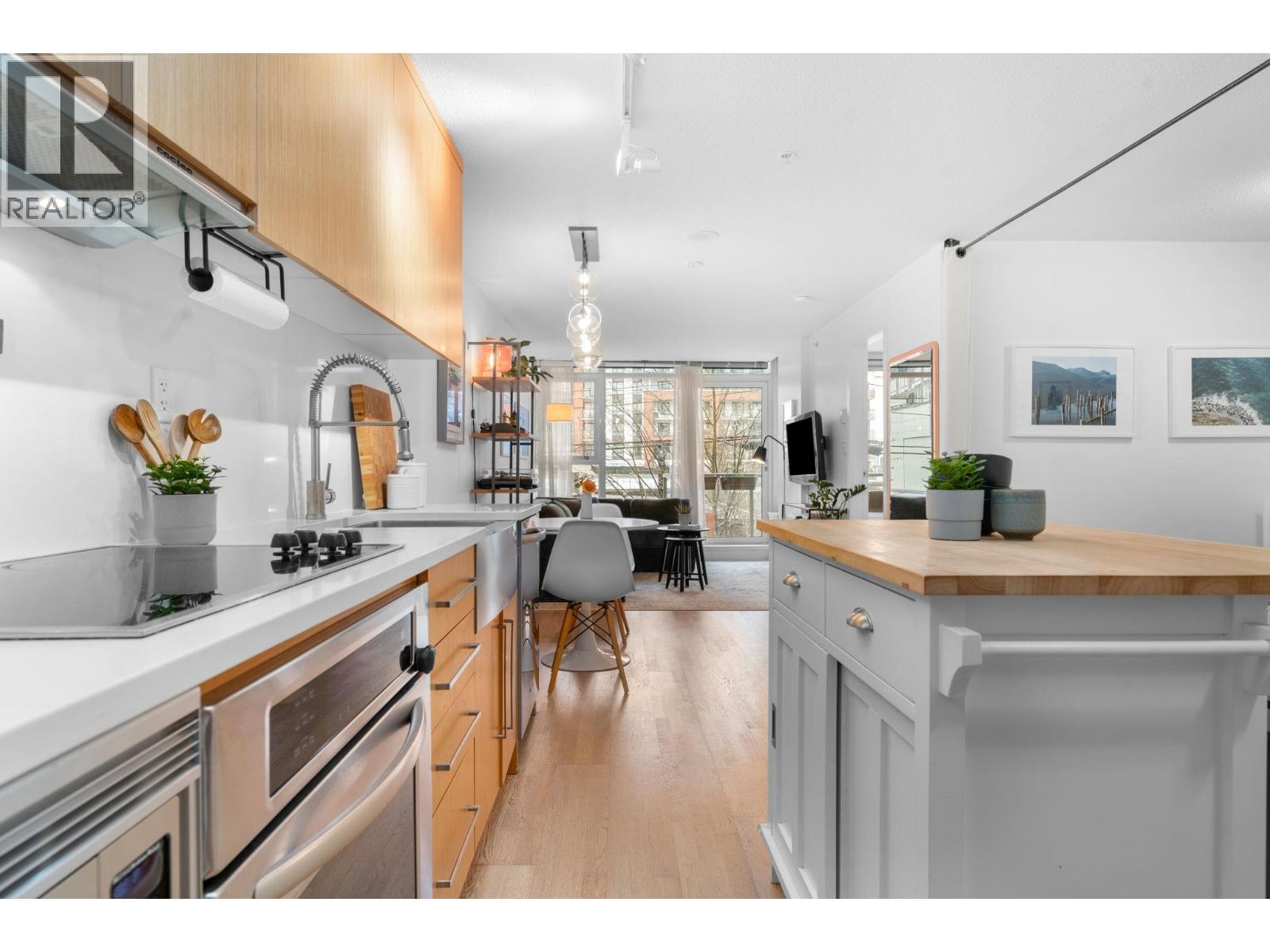 471 250 E 6th Avenue, Vancouver, British Columbia V5T 0B7 - Photo 1 - R3084030