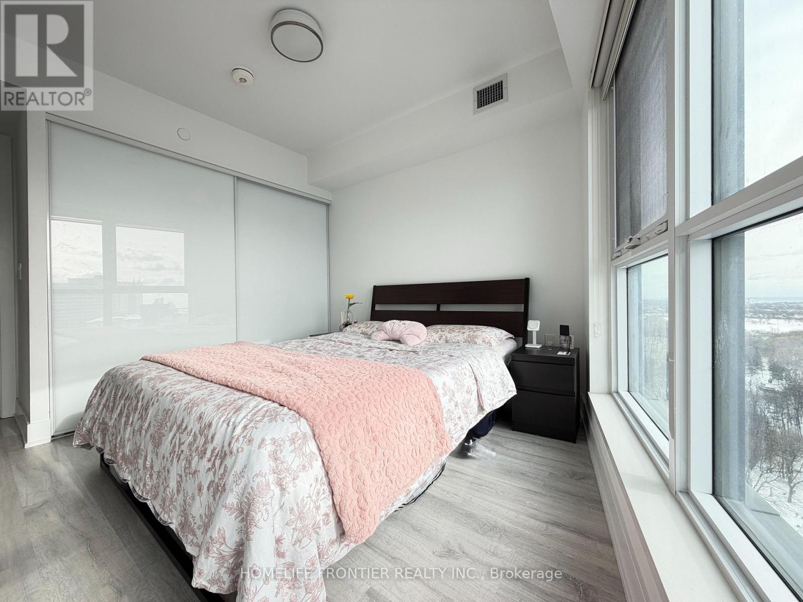 2219 - 585 Bloor Street E, Toronto, Ontario  M4W 0B3 - Photo 19 - C12735176