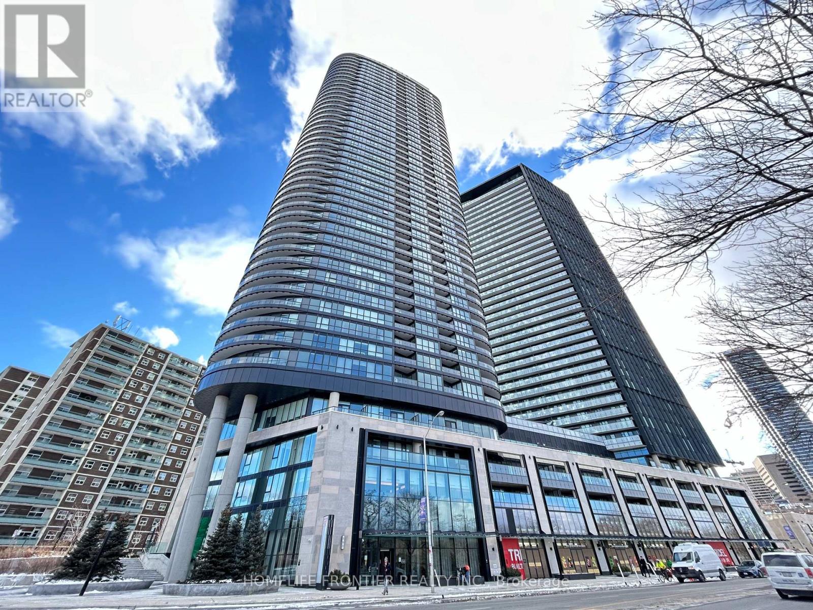 2219 - 585 Bloor Street E, Toronto, Ontario  M4W 0B3 - Photo 2 - C12735176