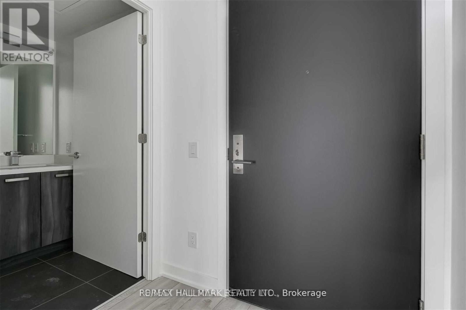 205 - 458 Richmond Street, Toronto, Ontario  M5V 1Y1 - Photo 13 - C12735192