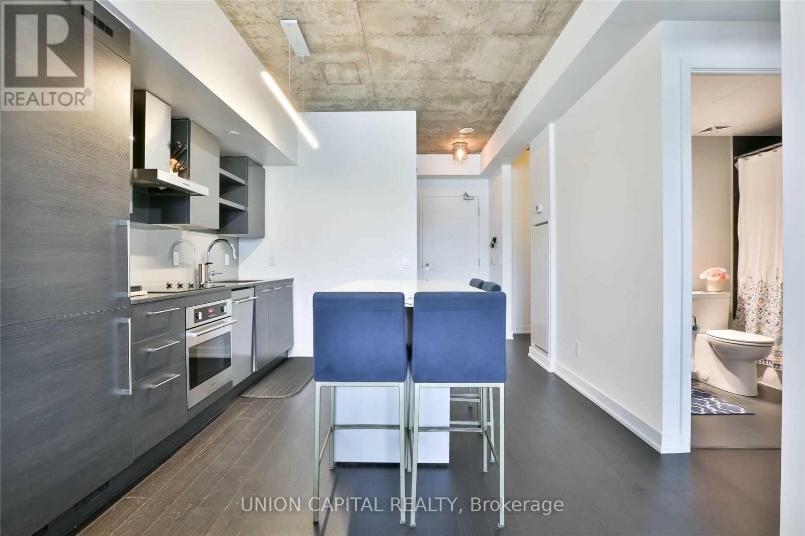 729 - 1030 King Street W, Toronto, Ontario  M6K 3N3 - Photo 4 - C12735226