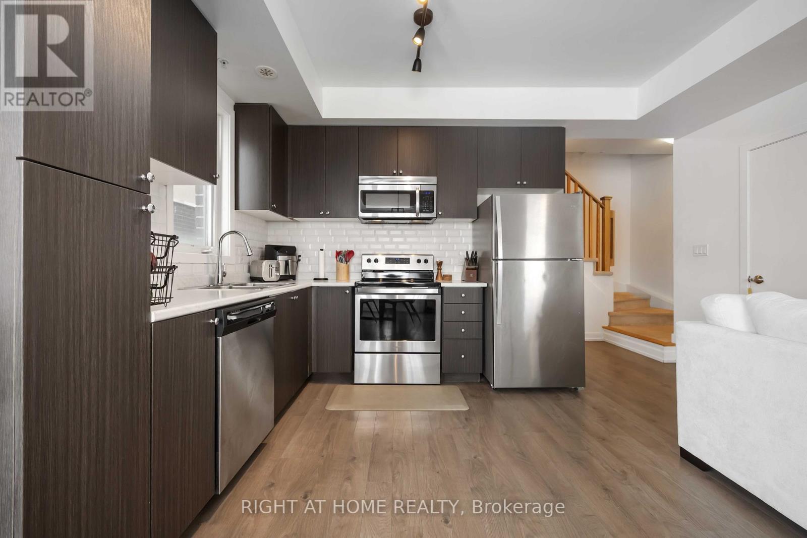 220 - 1555 Kingston Road, Pickering, Ontario  L1V 0E9 - Photo 10 - E12735244