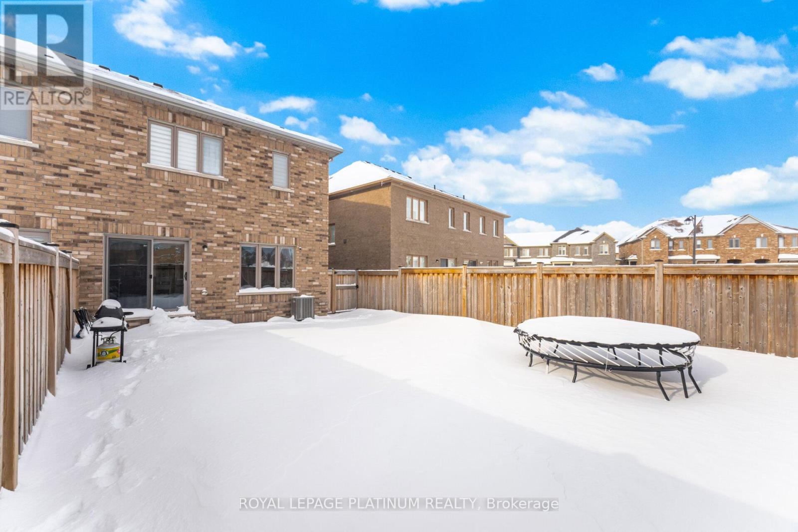 202 Sutherland Avenue, Bradford West Gwillimbury, Ontario  L3Z 4H7 - Photo 40 - N12735264