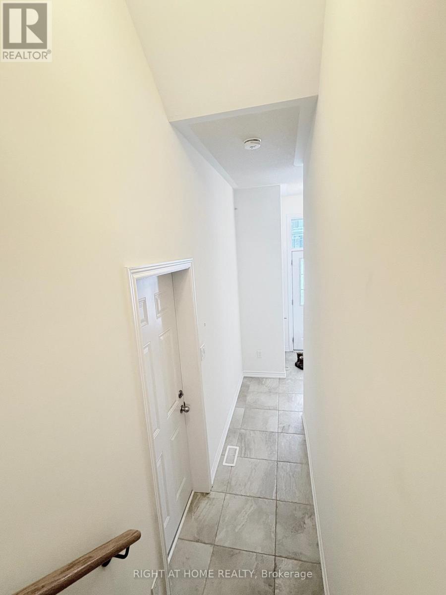 Main - 62 Bannister Road, Barrie, Ontario  L9J 0L7 - Photo 5 - S12735214