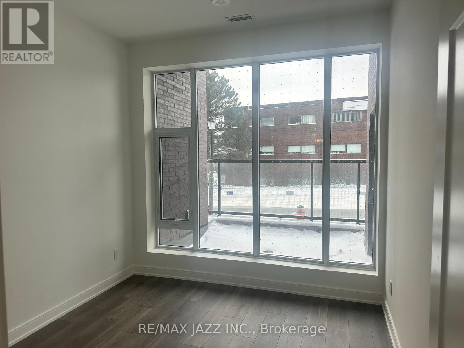 A102 - 705 Davis Drive, Newmarket, Ontario  L2Y 0J1 - Photo 4 - N12651950