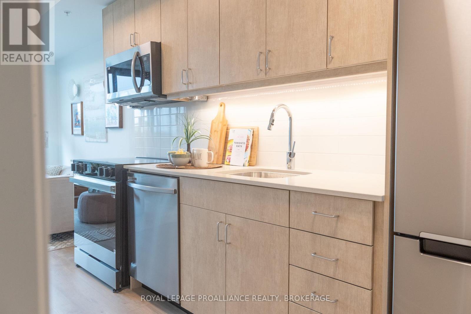 716 - 223 Princess Street, Kingston, Ontario  K7L 1B3 - Photo 10 - X12732214