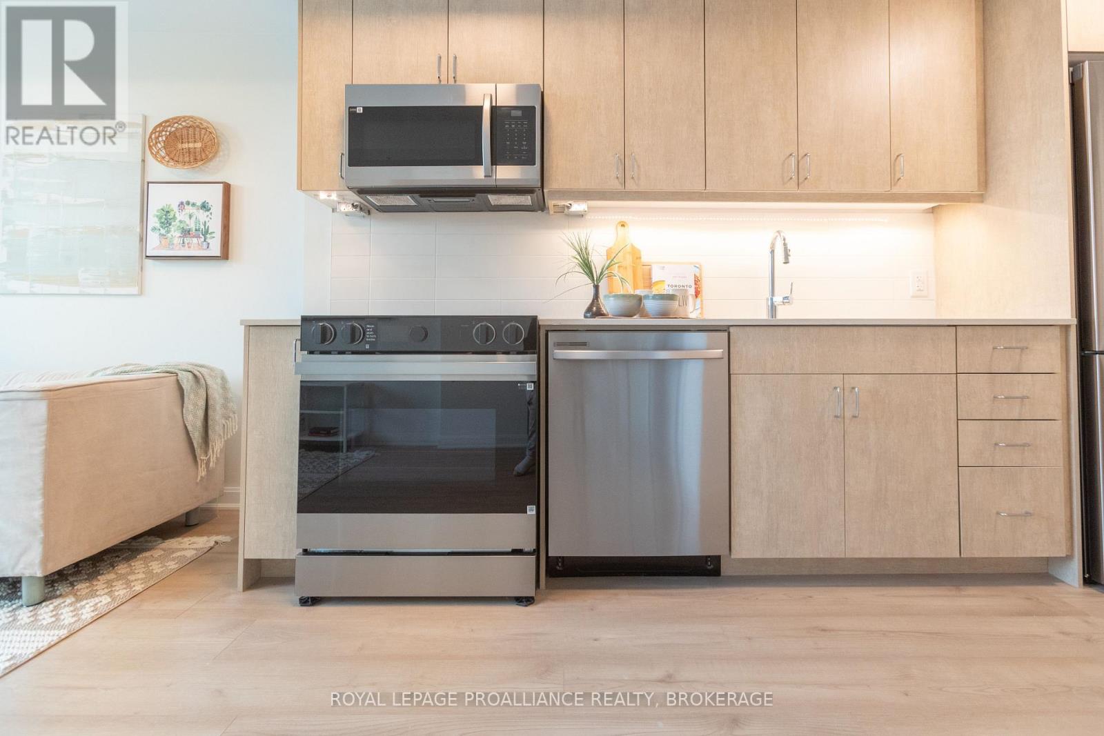 716 - 223 Princess Street, Kingston, Ontario  K7L 1B3 - Photo 11 - X12732214