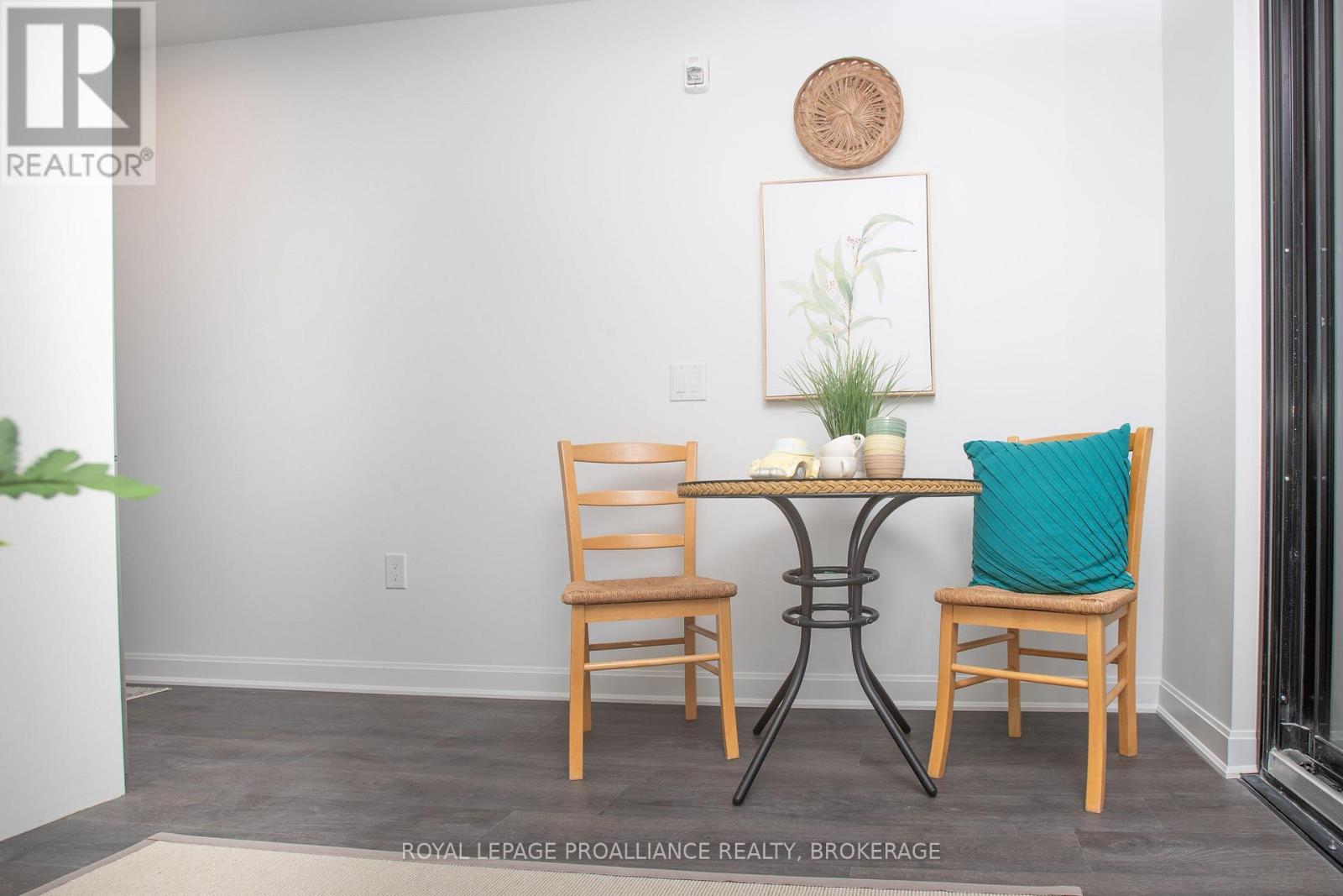 526 - 223 Princess Street, Kingston, Ontario  K7L 1B3 - Photo 6 - X12731918