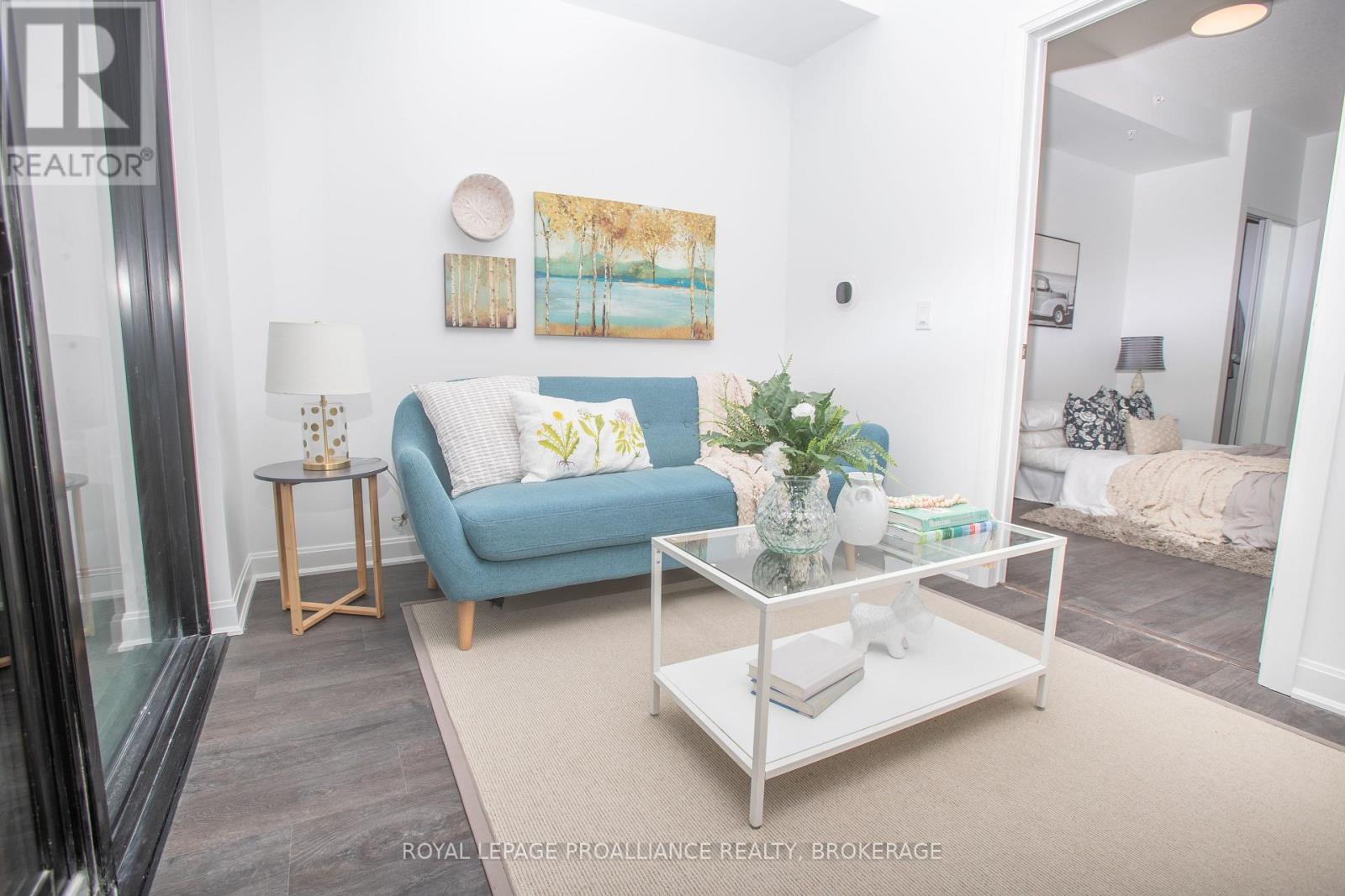 526 - 223 Princess Street, Kingston, Ontario  K7L 1B3 - Photo 5 - X12731918