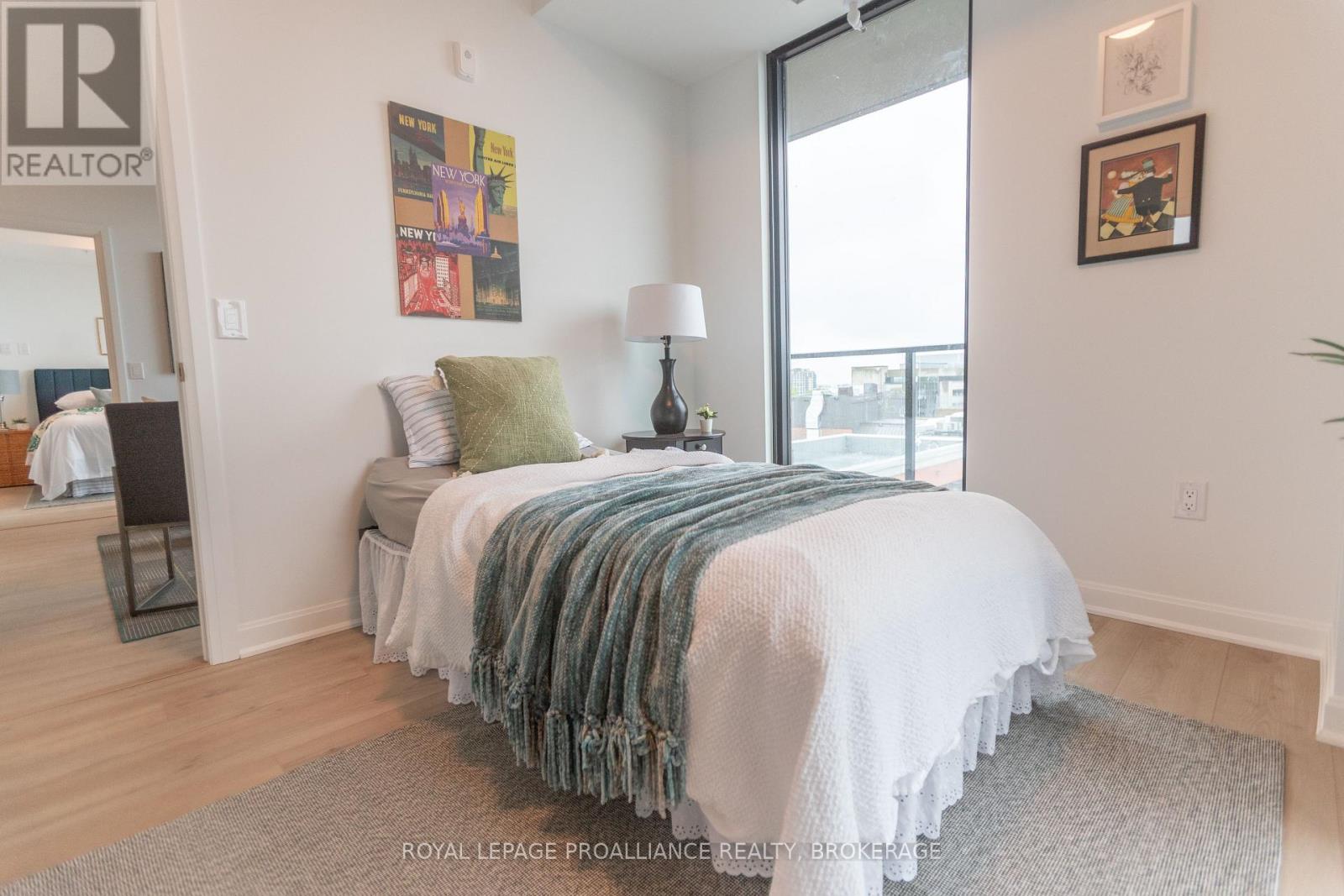 605 - 223 Princess Street, Kingston, Ontario  K7L 1B3 - Photo 12 - X12732090