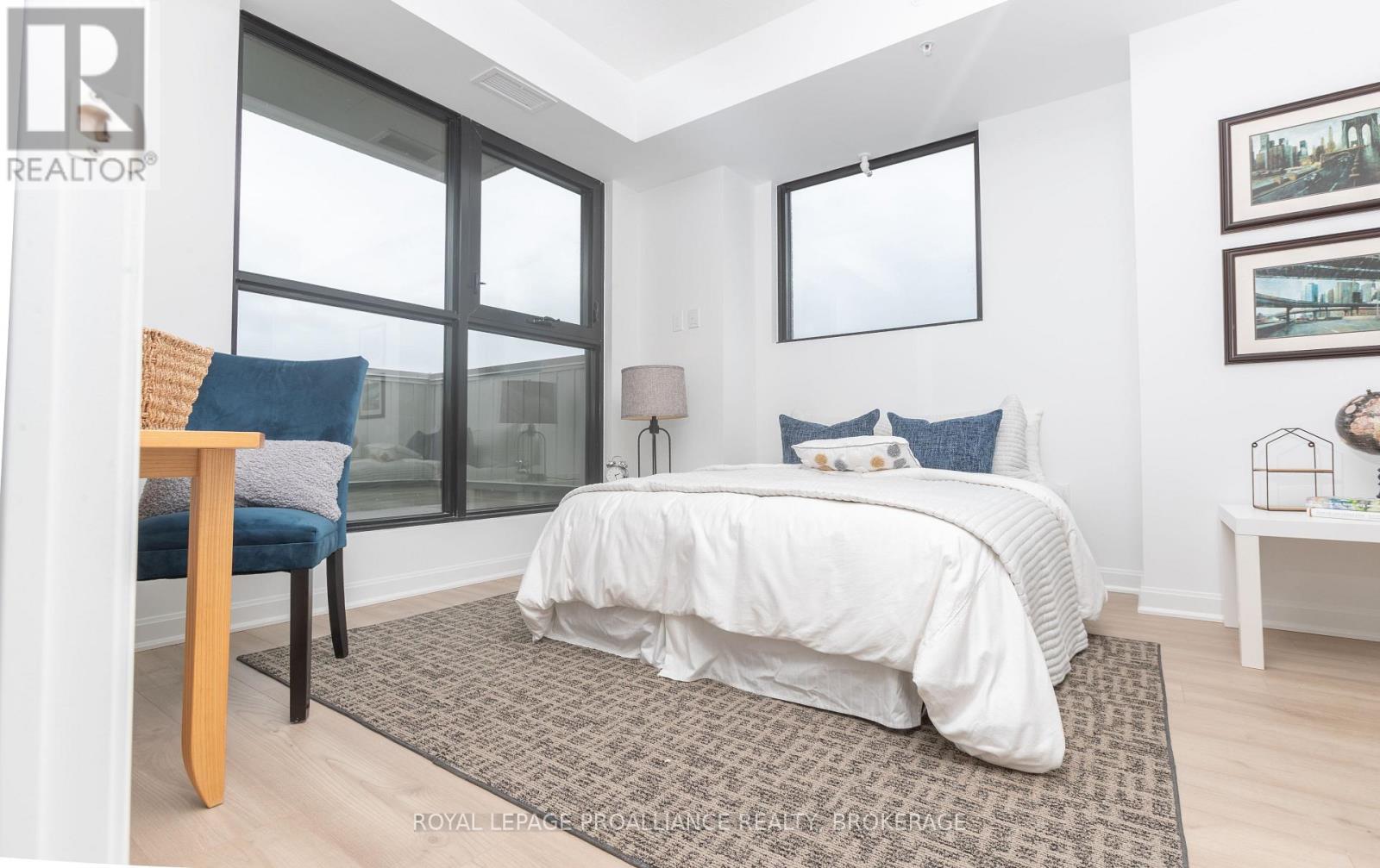 909 - 223 Princess Street, Kingston, Ontario  K7L 1B3 - Photo 9 - X12732260