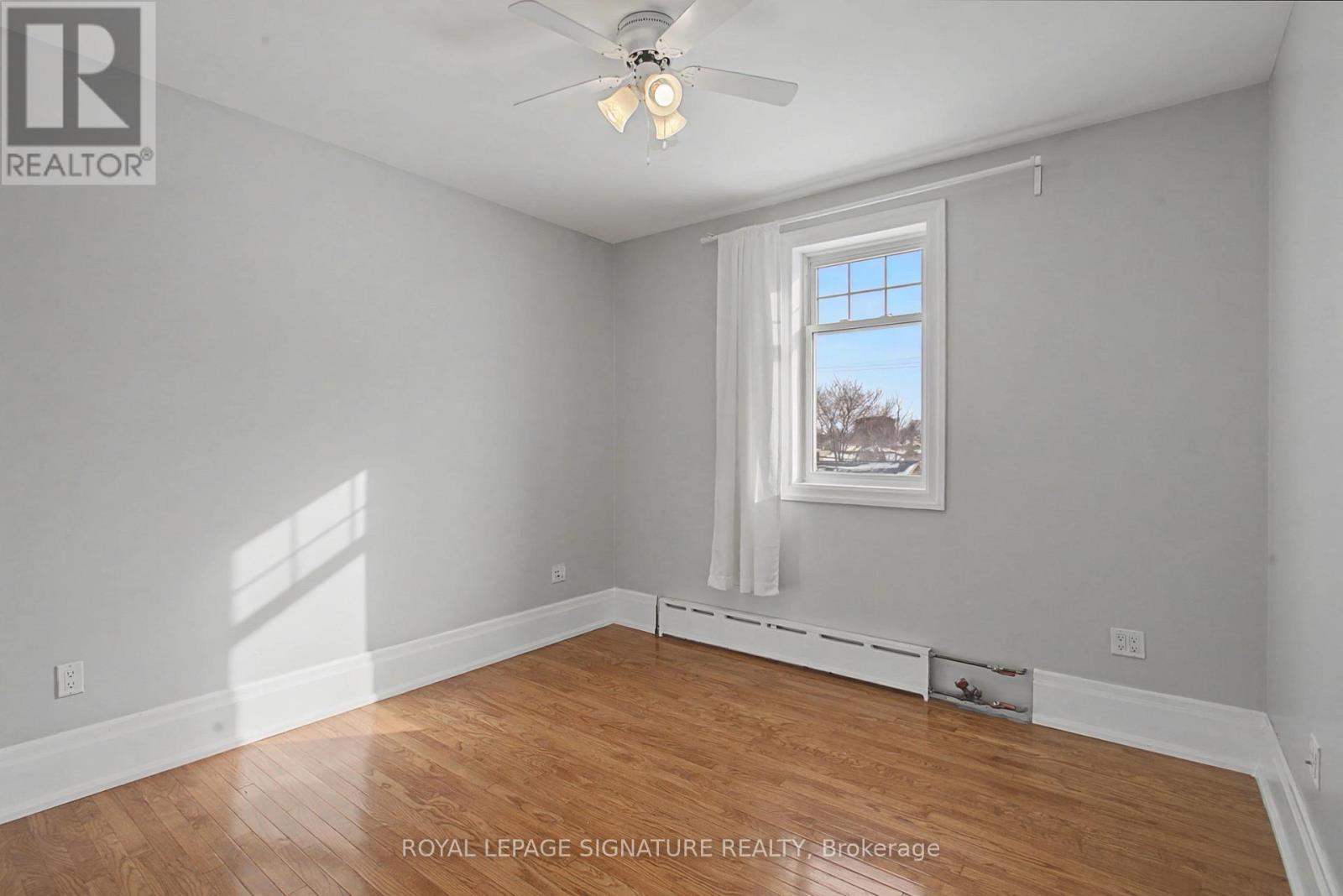 Upper - 57 Wendell Avenue, Toronto, Ontario  M9N 3K8 - Photo 10 - W12735162