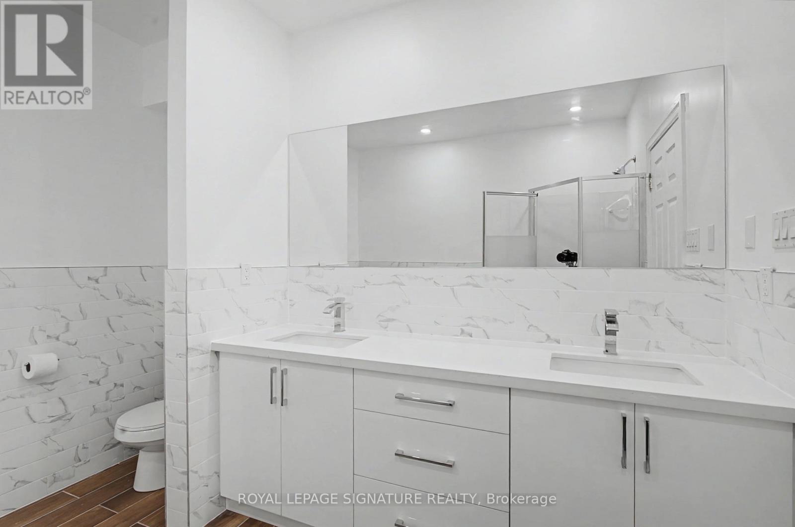 Upper - 57 Wendell Avenue, Toronto, Ontario  M9N 3K8 - Photo 19 - W12735162