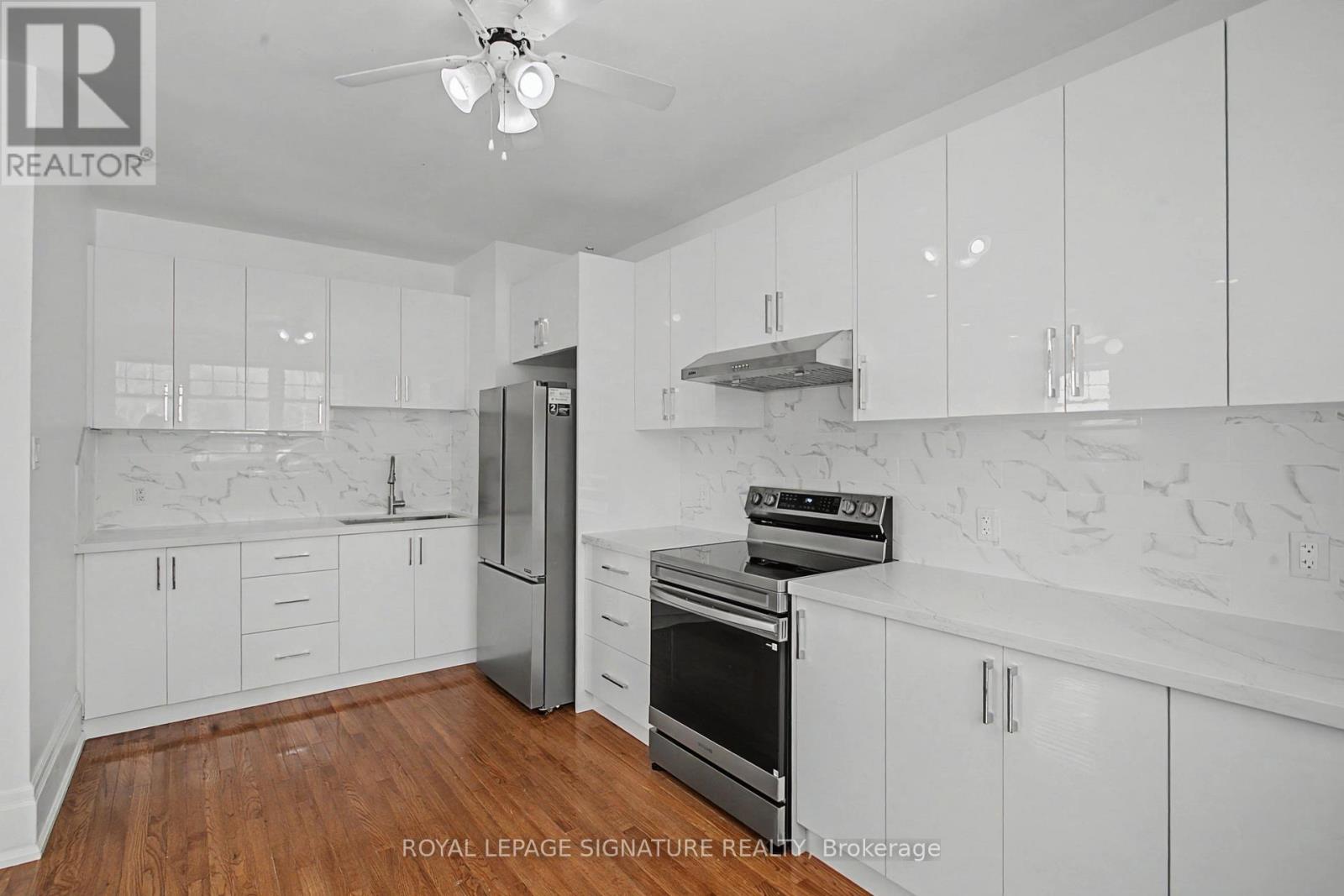 Upper - 57 Wendell Avenue, Toronto, Ontario  M9N 3K8 - Photo 4 - W12735162