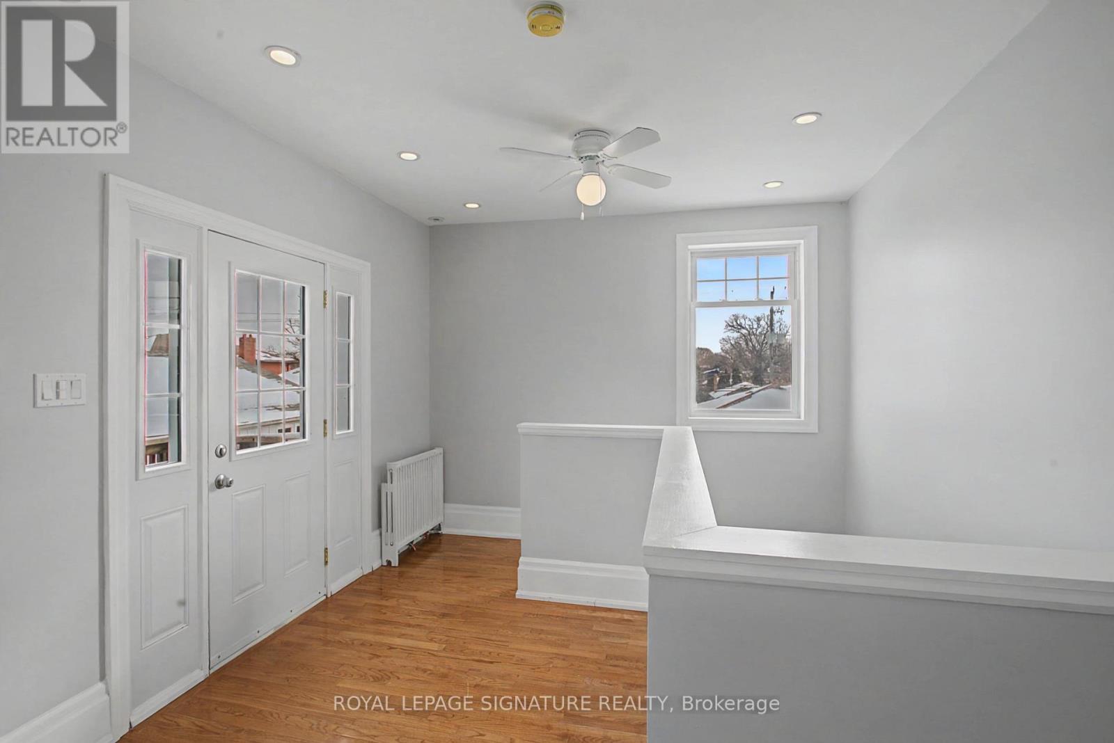 Upper - 57 Wendell Avenue, Toronto, Ontario  M9N 3K8 - Photo 7 - W12735162