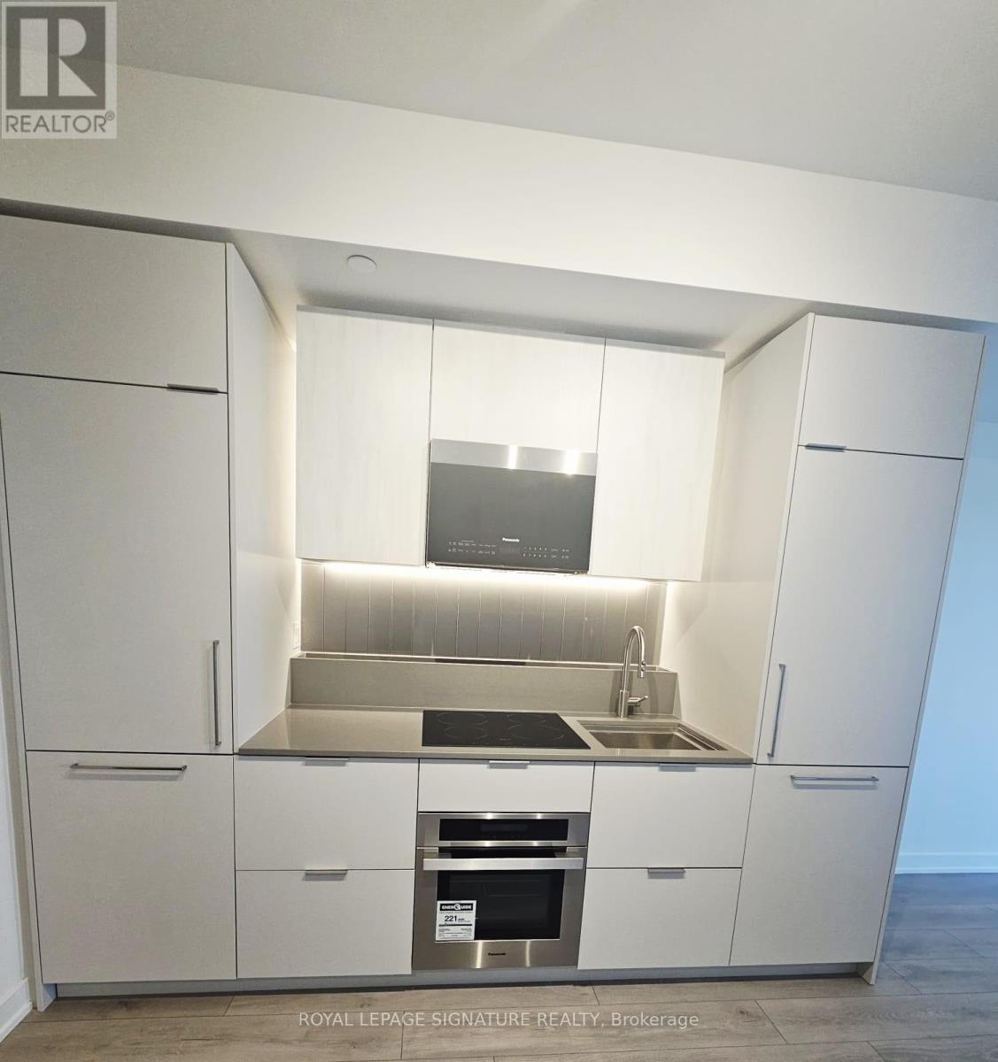 309 - 1 Fairview Road E, Mississauga, Ontario  L5A 0B4 - Photo 6 - W12735172