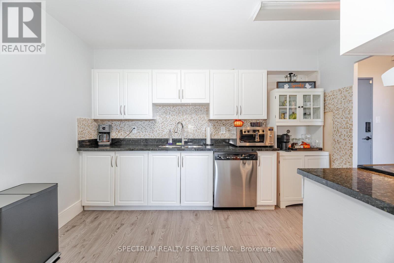 1210 - 85 Emmett Avenue, Toronto, Ontario  M6M 5A2 - Photo 11 - W12735188