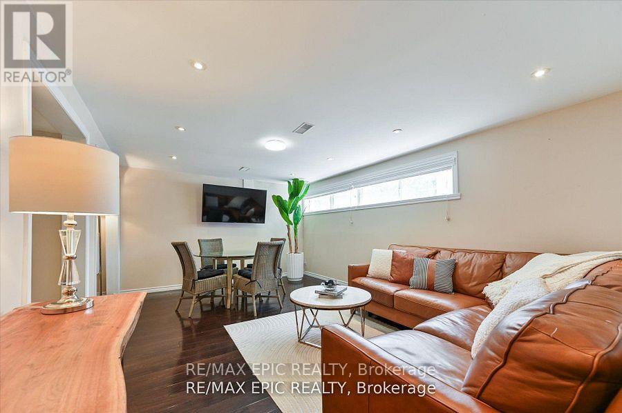 Lower - 2683 Truscott Drive, Mississauga, Ontario  L5J 2B6 - Photo 3 - W12735248