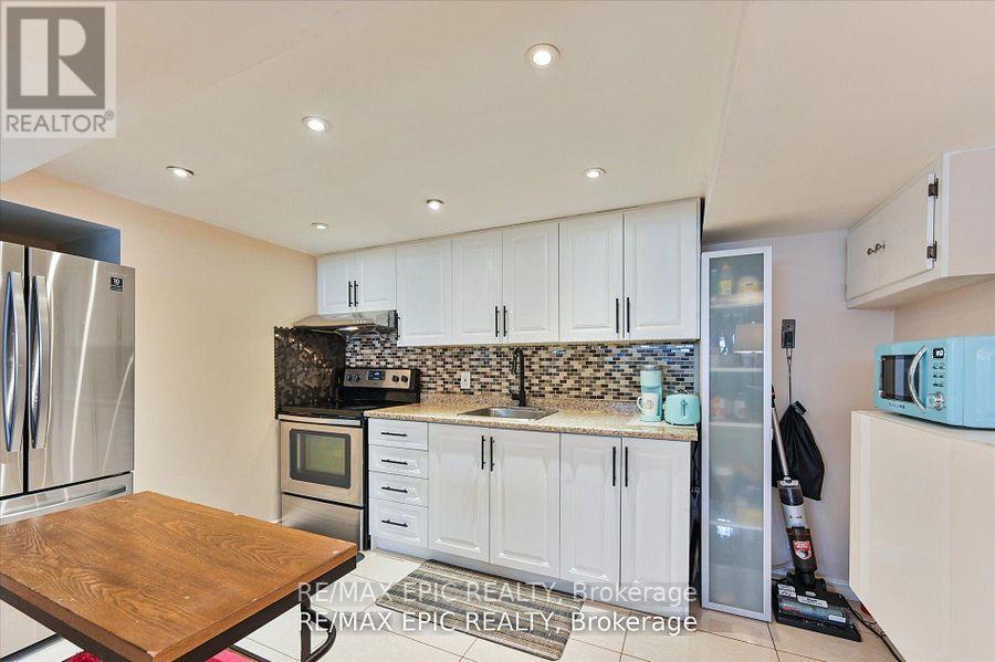 Lower - 2683 Truscott Drive, Mississauga, Ontario  L5J 2B6 - Photo 6 - W12735248