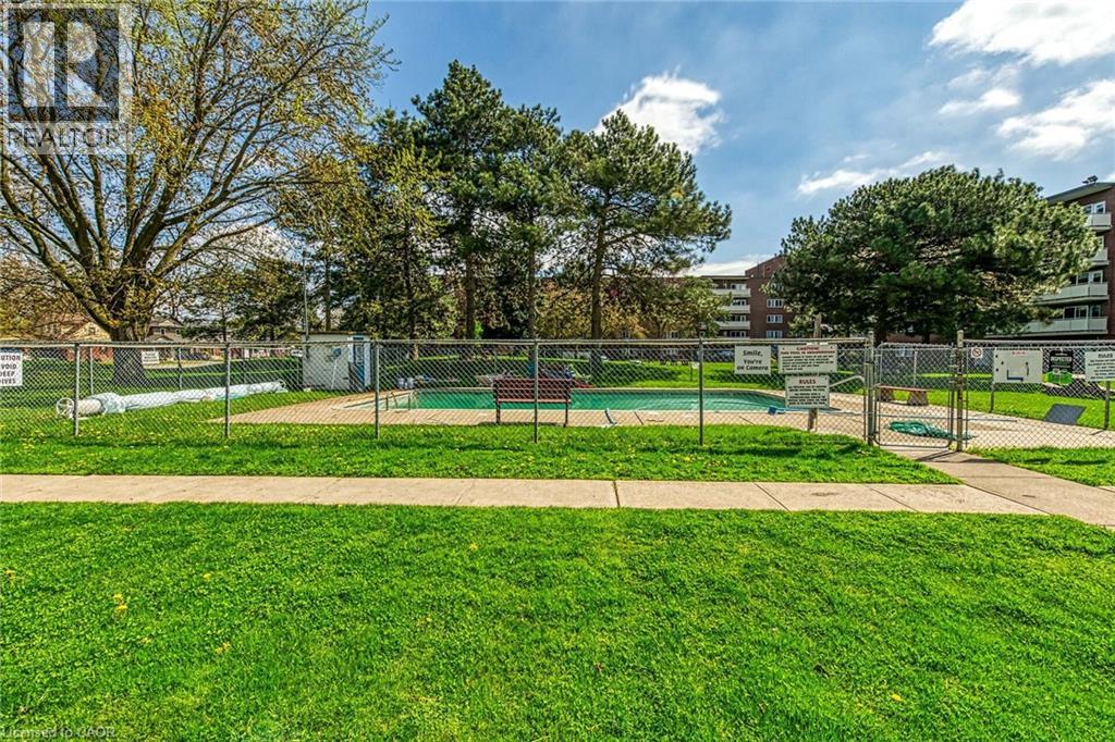 198 Scott Street Unit# 220, St. Catharines, Ontario  L2N 5T3 - Photo 38 - 40792948