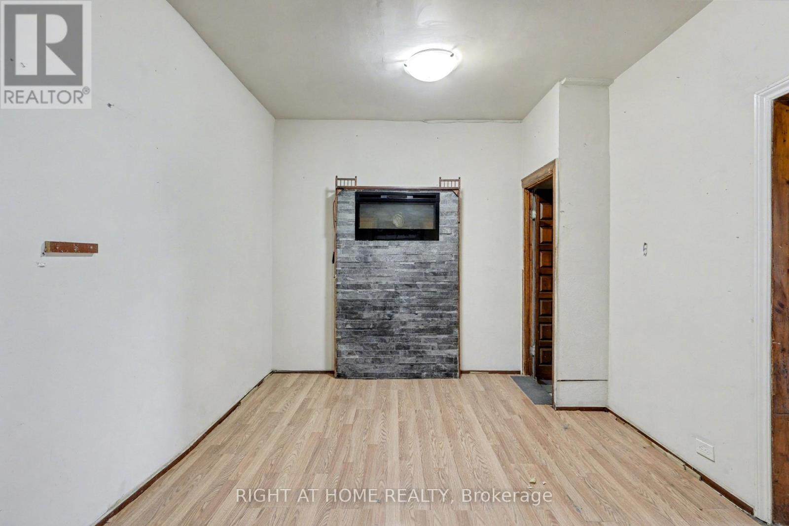 522 Cannon Street E, Hamilton, Ontario  L8L 2E8 - Photo 8 - X12735148