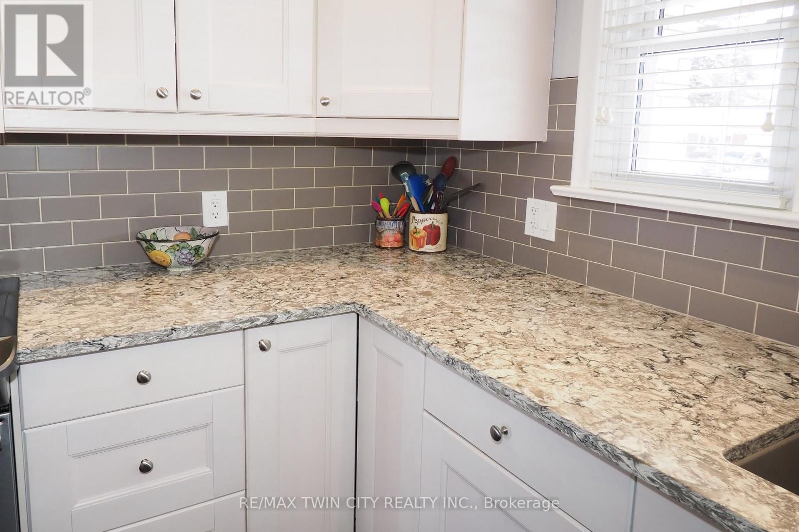 204 Rodney Street, Waterloo, Ontario  N2J 1G5 - Photo 14 - X12735206