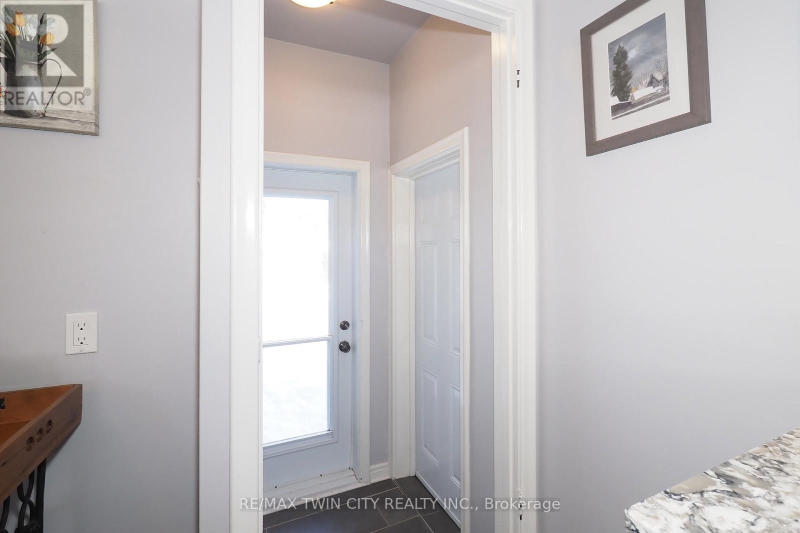 204 Rodney Street, Waterloo, Ontario  N2J 1G5 - Photo 27 - X12735206