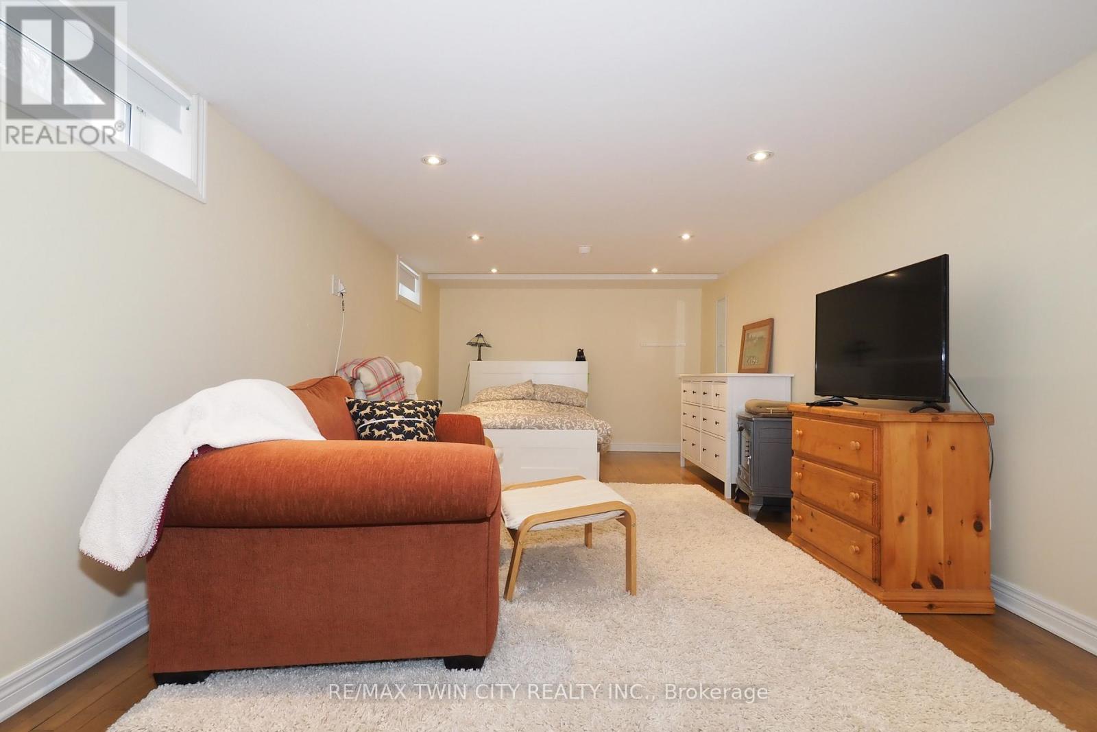 204 Rodney Street, Waterloo, Ontario  N2J 1G5 - Photo 34 - X12735206